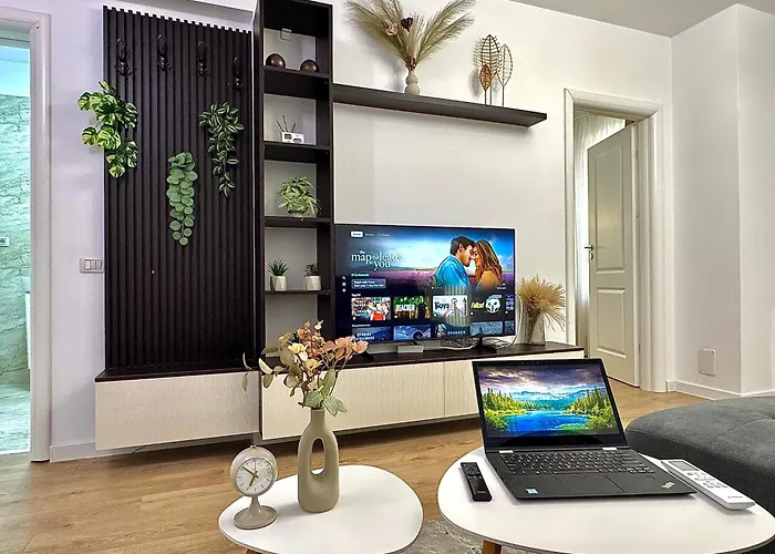 Zenith Central Address Apartment With Parking Bucureşti